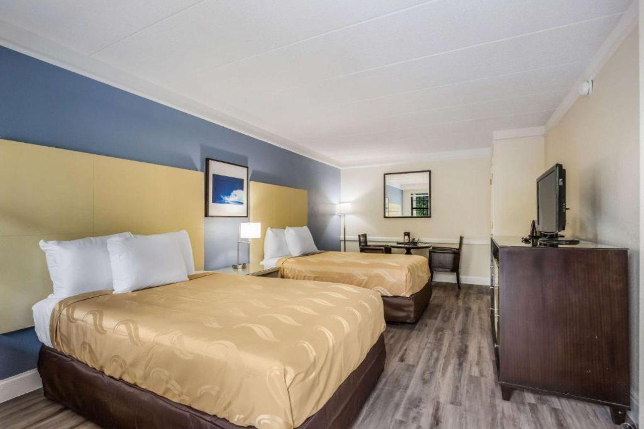Quality Inn Hampton Buitenkant foto